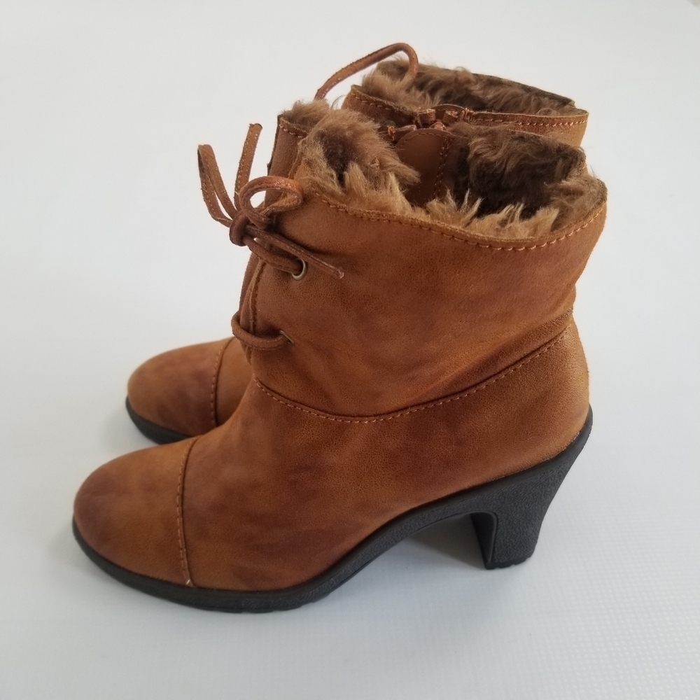 Aerosoles Pruffessor Faux Fur Ankle Boots Size 8.5 Near New - Picture 2 of 8